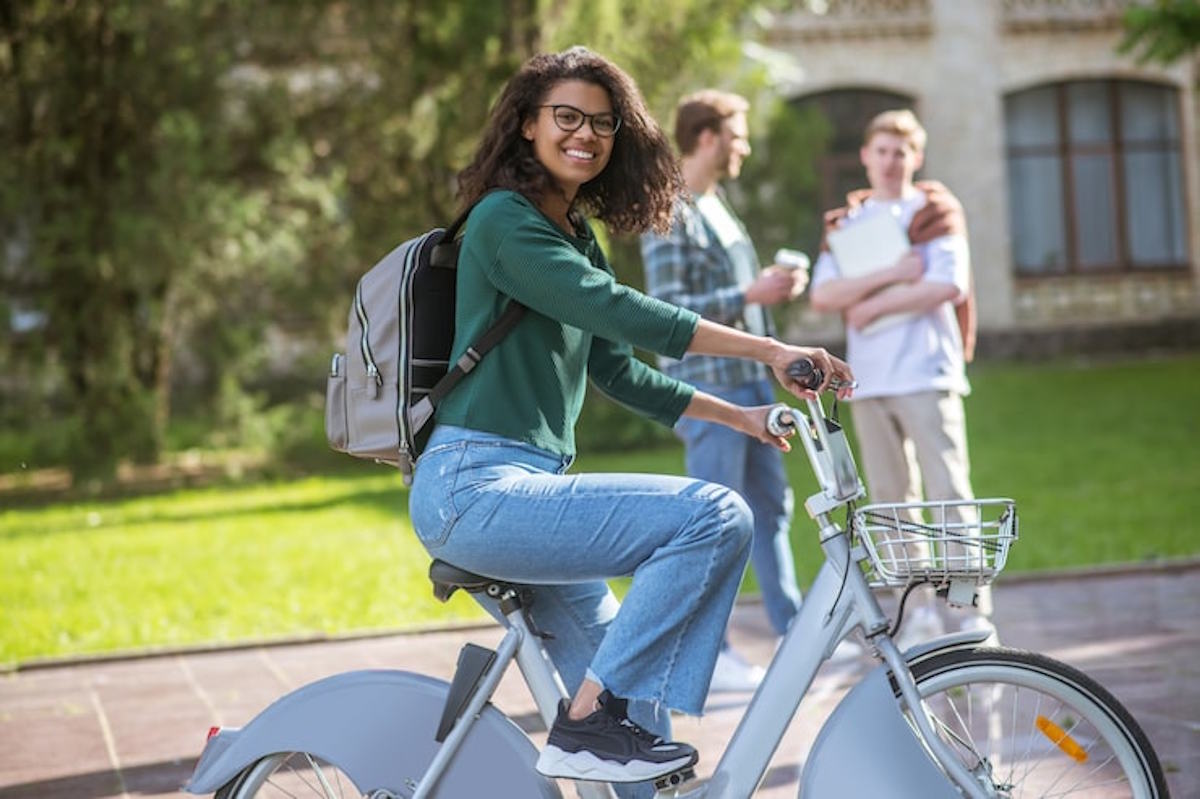 Top 5 des meilleurs vélos électriques urbains pour étudiants en 2025